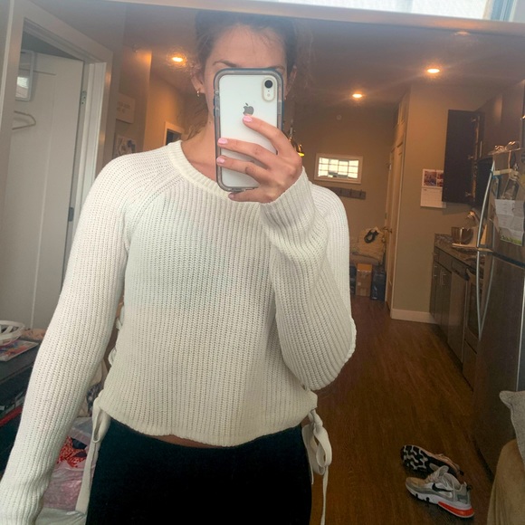 Sweater - Picture 3 of 3